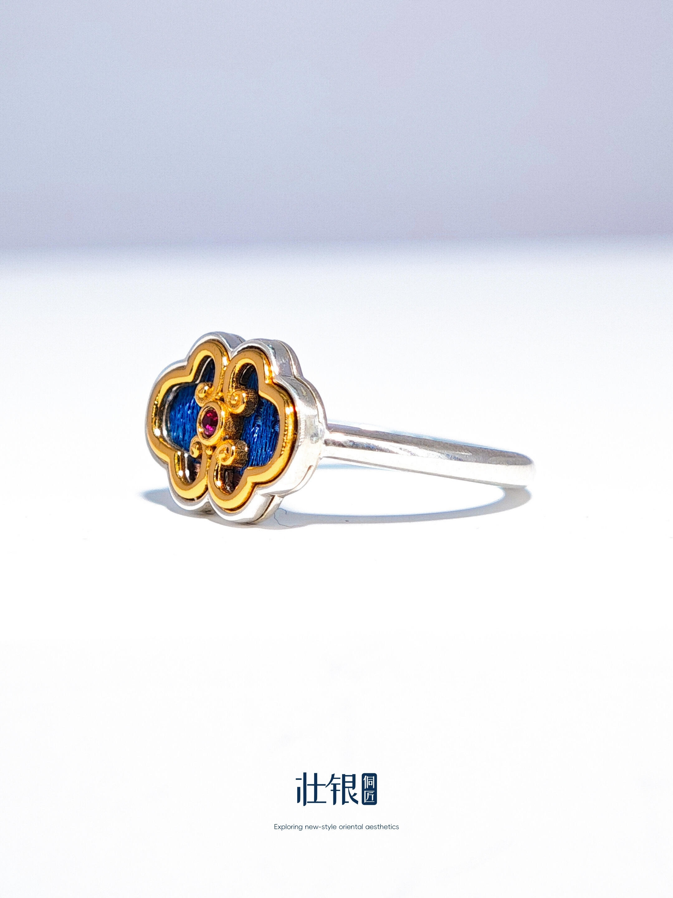 Ruyi Flower Ring（Crafted from Sterling Silver 925 with 22K Gold Inlay）